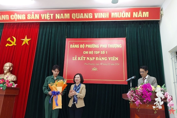Quận Tây Hồ (TP Hà Nội): Lần đầu tiên tổ chức kết nạp Đảng cho công dân nhập ngũ